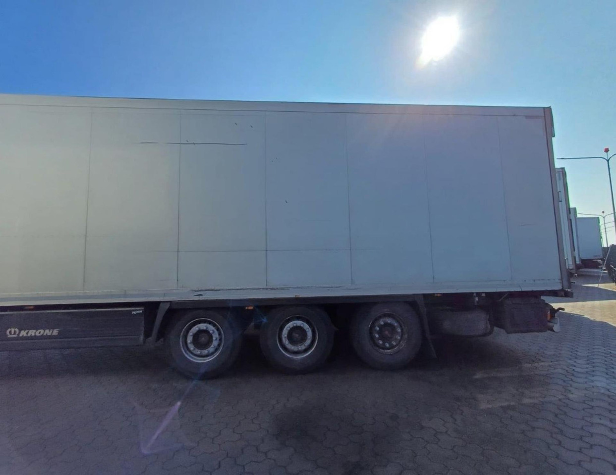 2018 Krone SDR Double Deck Cool Liner FP60 ThermoKing SLXi 300 Lifting Axle - Külmutiga poolhaagis: pilt 3 2018 Krone SDR Double Deck Cool Liner FP60 ThermoKing SLXi 300 Lifting Axle - Külmutiga poolhaagis: pilt 3