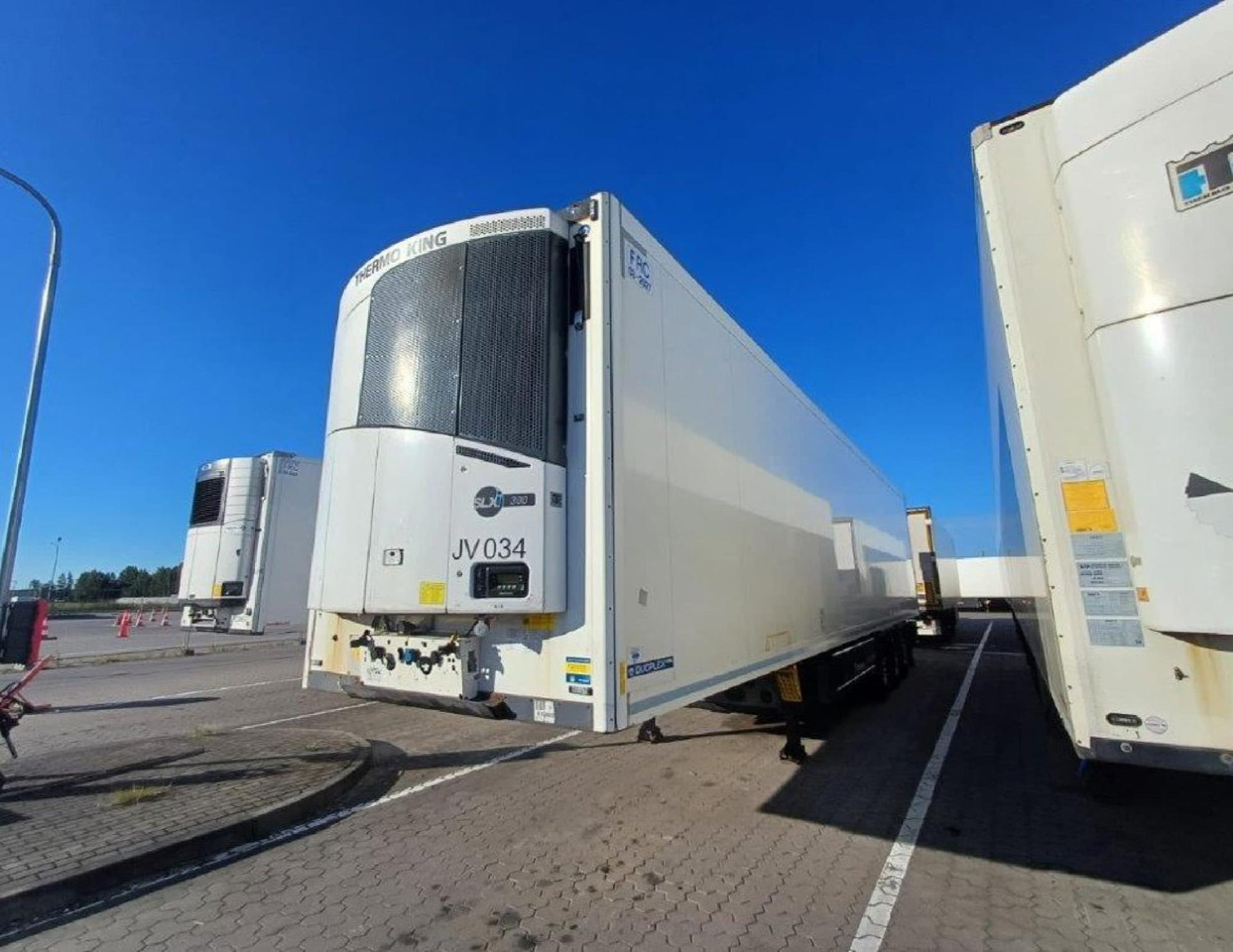 2018 Krone SDR Double Deck Cool Liner FP60 ThermoKing SLXi 300 Lifting Axle - Külmutiga poolhaagis: pilt 3 2018 Krone SDR Double Deck Cool Liner FP60 ThermoKing SLXi 300 Lifting Axle - Külmutiga poolhaagis: pilt 3