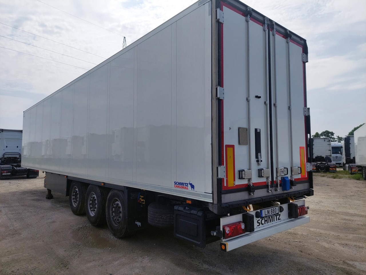 2018 Schmitz Cargobull SKO Double Deck FP 45 ThermoKing SLXi 300 Lifting Axle - Külmutiga poolhaagis: pilt 4 2018 Schmitz Cargobull SKO Double Deck FP 45 ThermoKing SLXi 300 Lifting Axle - Külmutiga poolhaagis: pilt 4