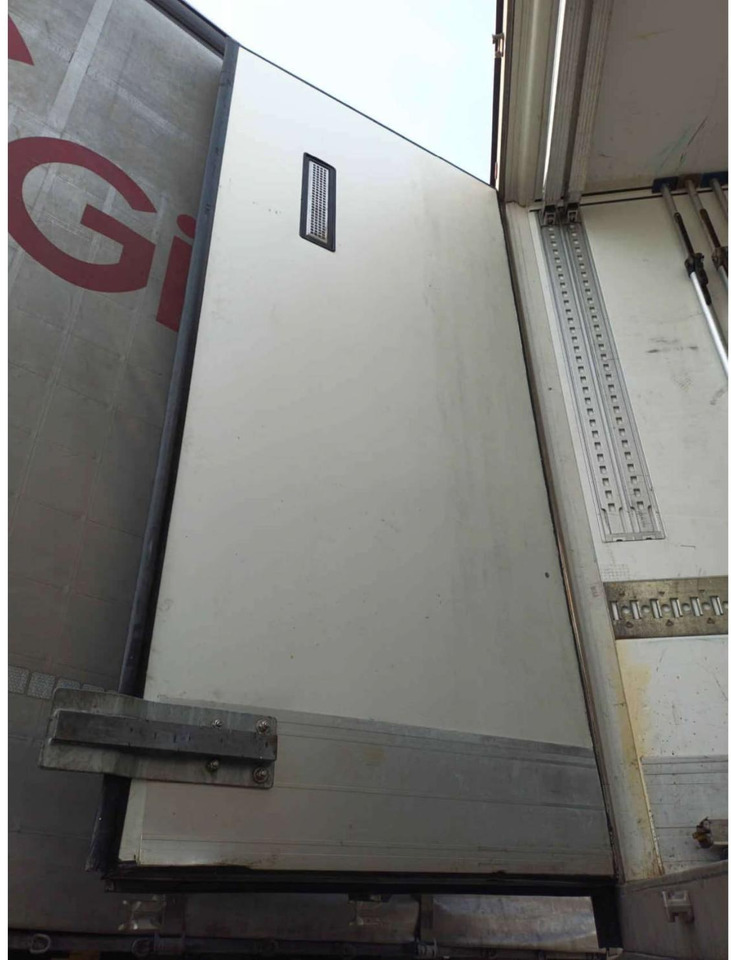 2018 Schmitz Cargobull SKO Double Deck FP 45 ThermoKing SLXi 300 Lifting Axle - Külmutiga poolhaagis: pilt 4 2018 Schmitz Cargobull SKO Double Deck FP 45 ThermoKing SLXi 300 Lifting Axle - Külmutiga poolhaagis: pilt 4