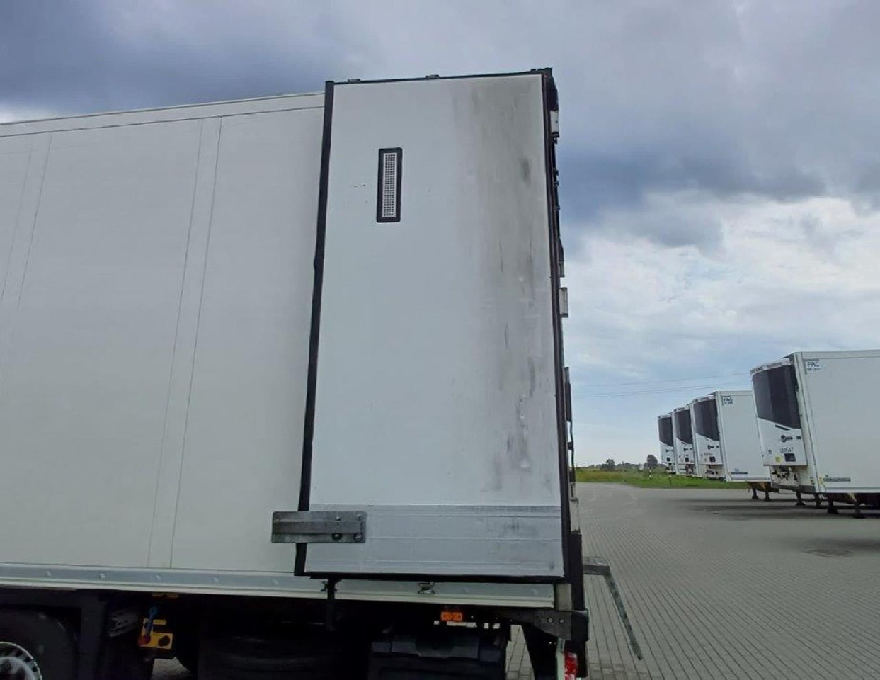 Külmutiga poolhaagis 2018 Schmitz Cargobull SKO Double Deck FP 60 ThermoKing SLXi 300 Lifting Axle: pilt 10