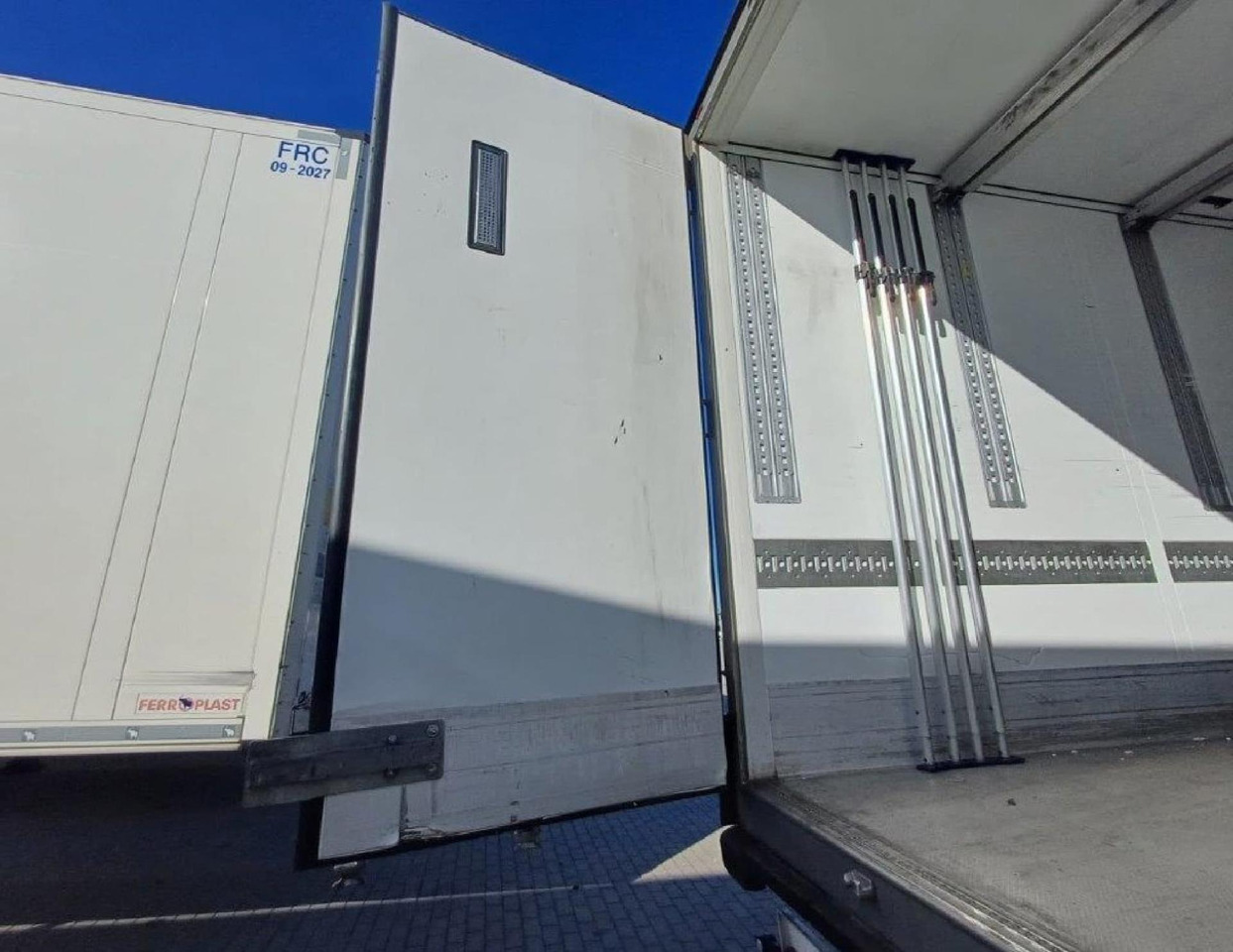 2018 Schmitz Cargobull SKO Double Deck FP 60 ThermoKing SLXi 300 Lifting Axle - Külmutiga poolhaagis: pilt 3 2018 Schmitz Cargobull SKO Double Deck FP 60 ThermoKing SLXi 300 Lifting Axle - Külmutiga poolhaagis: pilt 3