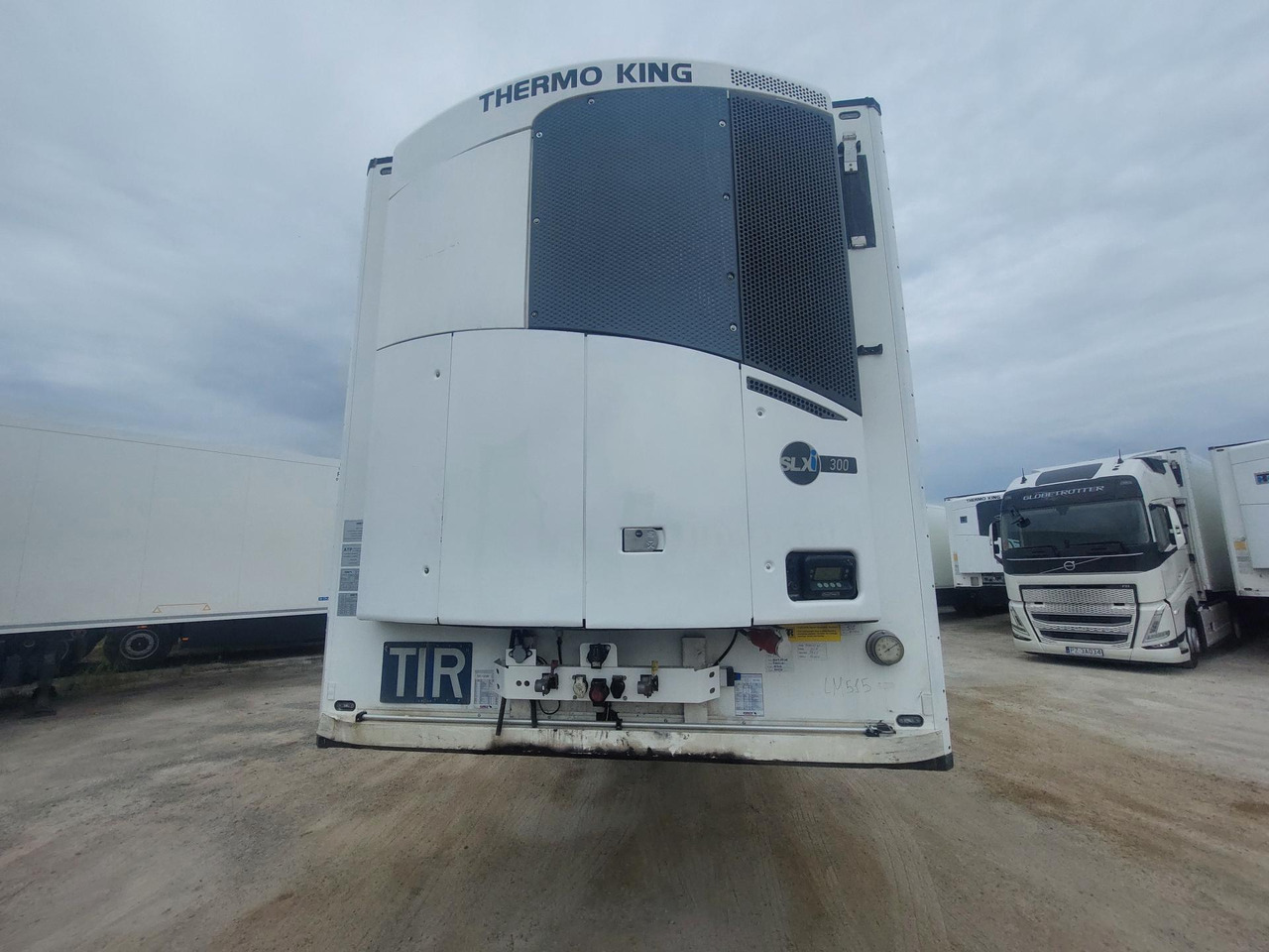 2018 Schmitz Cargobull SKO Double Deck FP 60 ThermoKing SLXi 300 Lifting Axle - Külmutiga poolhaagis: pilt 1 2018 Schmitz Cargobull SKO Double Deck FP 60 ThermoKing SLXi 300 Lifting Axle - Külmutiga poolhaagis: pilt 1