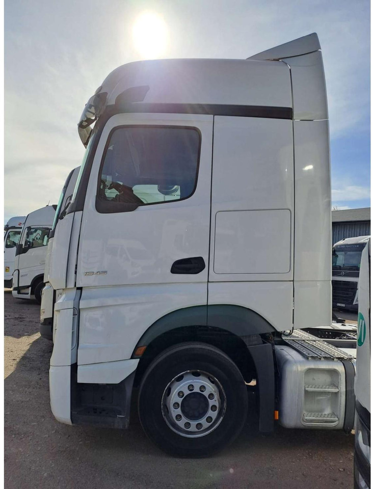 2021 Mercedes-Benz Actros 5 1845 BigSpace - Sadulveok: pilt 4 2021 Mercedes-Benz Actros 5 1845 BigSpace - Sadulveok: pilt 4