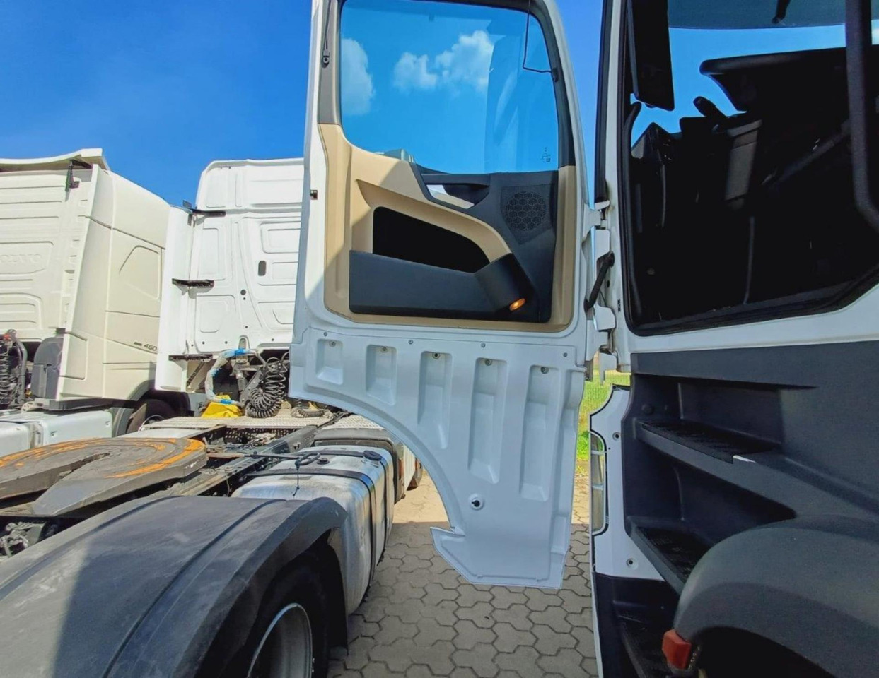 2021 Mercedes-Benz Actros 5 1845 BigSpace - Sadulveok: pilt 2 2021 Mercedes-Benz Actros 5 1845 BigSpace - Sadulveok: pilt 2