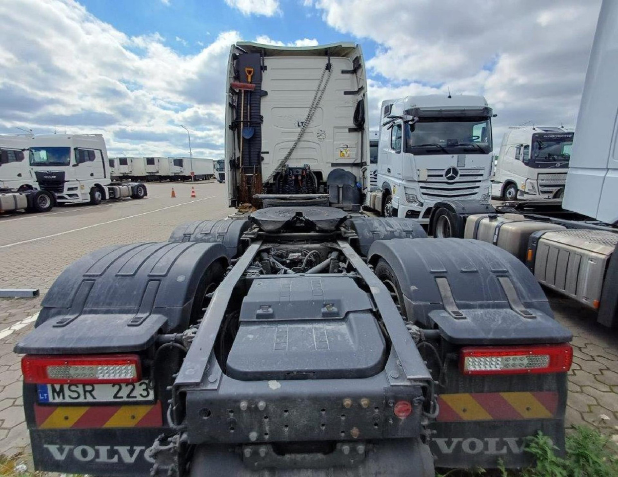 2023 Volvo FH 540 Globetrotter XL Retarder - Sadulveok: pilt 4 2023 Volvo FH 540 Globetrotter XL Retarder - Sadulveok: pilt 4