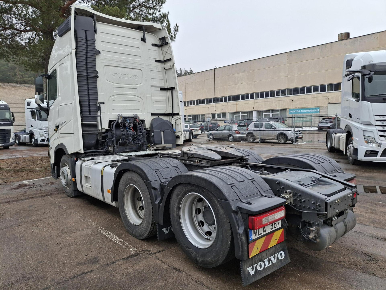 2023 Volvo FH 540 Globetrotter XL Retarder - Sadulveok: pilt 4 2023 Volvo FH 540 Globetrotter XL Retarder - Sadulveok: pilt 4