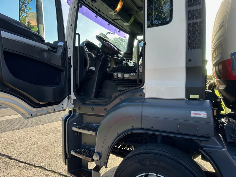 MAN TGS 26.360 / NL TRUCK / EURO 5 / 6x2 / LENK-LIFT / DIJSEL 5 COMP. 23,2 m3 / AUTOMATIC - Tsisternauto: pilt 4 MAN TGS 26.360 / NL TRUCK / EURO 5 / 6x2 / LENK-LIFT / DIJSEL 5 COMP. 23,2 m3 / AUTOMATIC - Tsisternauto: pilt 4