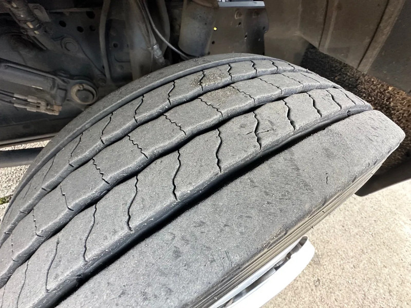 Mercedes-Benz Atego 1018 / NL TRUCK / AIRCO / BOX+LIFT+SIDE DOOR / AUTOMATIC - Kasti veoauto: pilt 5 Mercedes-Benz Atego 1018 / NL TRUCK / AIRCO / BOX+LIFT+SIDE DOOR / AUTOMATIC - Kasti veoauto: pilt 5