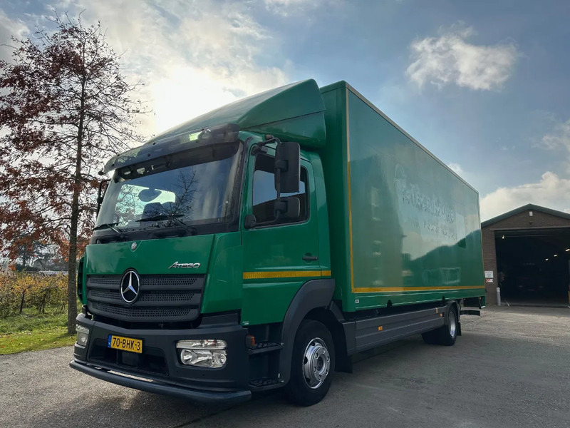 Mercedes-Benz Atego 1018 / NL TRUCK / EURO 6 / AIRCO / BOX+LIFT+SIDE DOOR / AUTOMATIC - Kasti veoauto: pilt 1 Mercedes-Benz Atego 1018 / NL TRUCK / EURO 6 / AIRCO / BOX+LIFT+SIDE DOOR / AUTOMATIC - Kasti veoauto: pilt 1