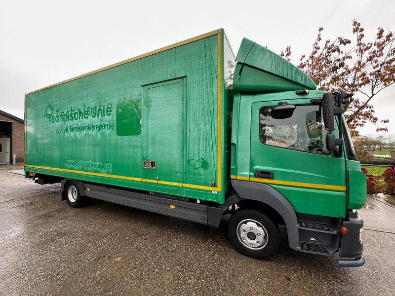 Mercedes-Benz Atego 1018 / NL TRUCK / EURO 6 / ONLY 100.000KM! / BOX+LIFT+SIDE DOOR / CLIMA / AUTOMATIC - Kasti veoauto: pilt 3 Mercedes-Benz Atego 1018 / NL TRUCK / EURO 6 / ONLY 100.000KM! / BOX+LIFT+SIDE DOOR / CLIMA / AUTOMATIC - Kasti veoauto: pilt 3