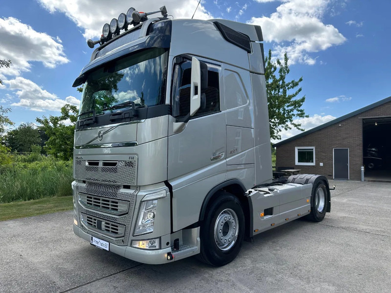 Volvo FH 460 / GLOBETROTTER / EURO 6 / I-Shift / HYDRAULIC / FULL AIR / NEW TACHO - Sadulveok: pilt 1 Volvo FH 460 / GLOBETROTTER / EURO 6 / I-Shift / HYDRAULIC / FULL AIR / NEW TACHO - Sadulveok: pilt 1