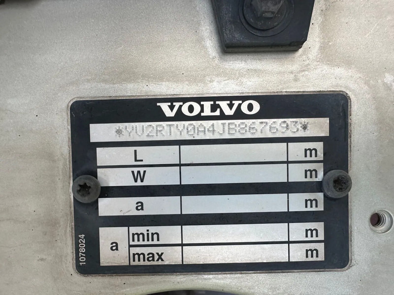 Volvo FH 460 / GLOBETROTTER / EURO 6 / I-Shift / HYDRAULIC / FULL AIR / NEW TACHO - Sadulveok: pilt 5 Volvo FH 460 / GLOBETROTTER / EURO 6 / I-Shift / HYDRAULIC / FULL AIR / NEW TACHO - Sadulveok: pilt 5