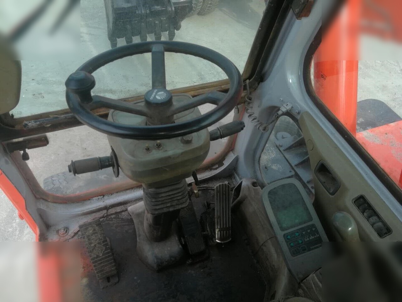 DOOSAN DH150W-7 - Ratastel ekskavaator: pilt 4 DOOSAN DH150W-7 - Ratastel ekskavaator: pilt 4