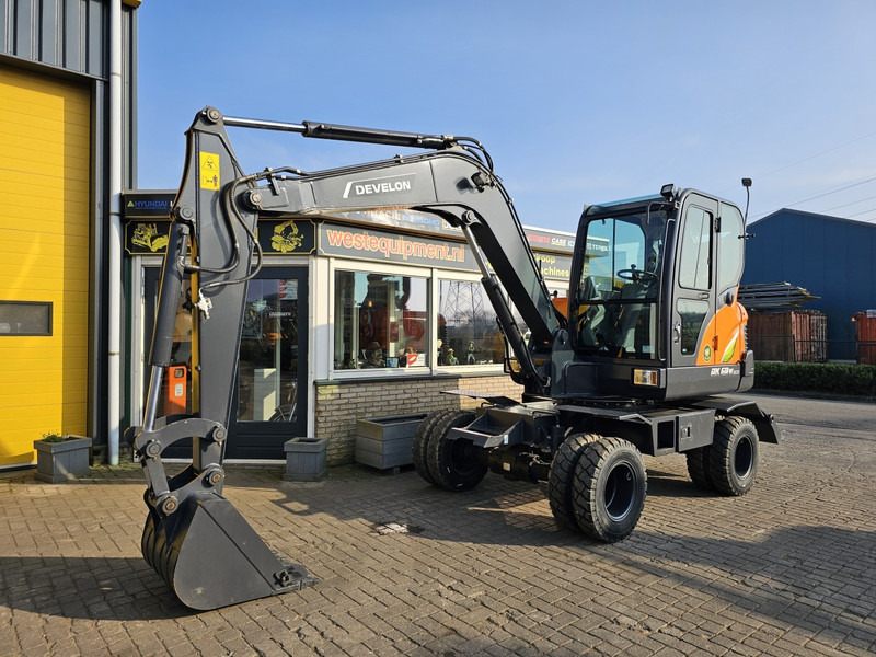 Develon DX60WN ECO-1 - Ratastel ekskavaator: pilt 2 Develon DX60WN ECO-1 - Ratastel ekskavaator: pilt 2