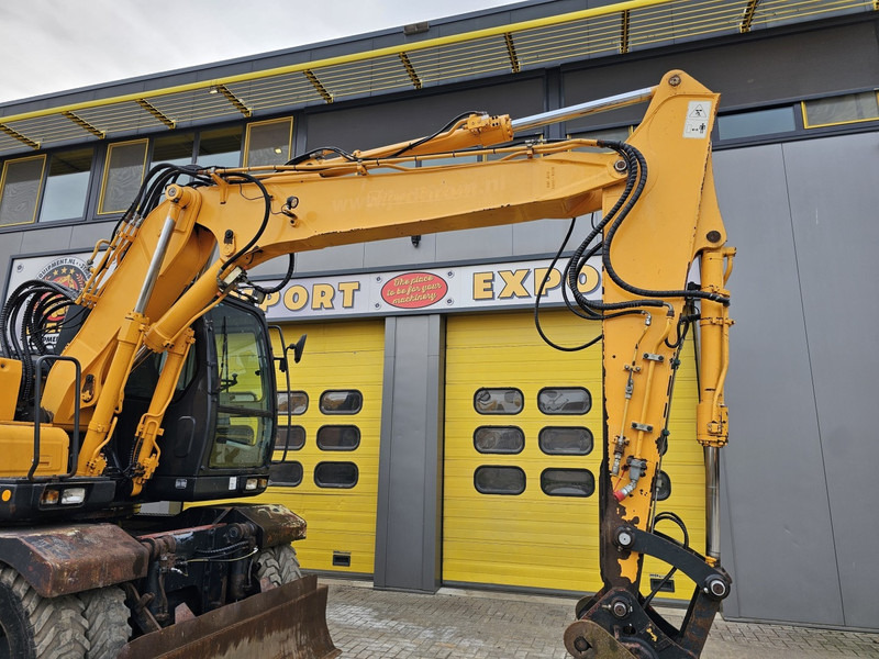 Ratastel ekskavaator Hyundai R140W-7A: pilt 8