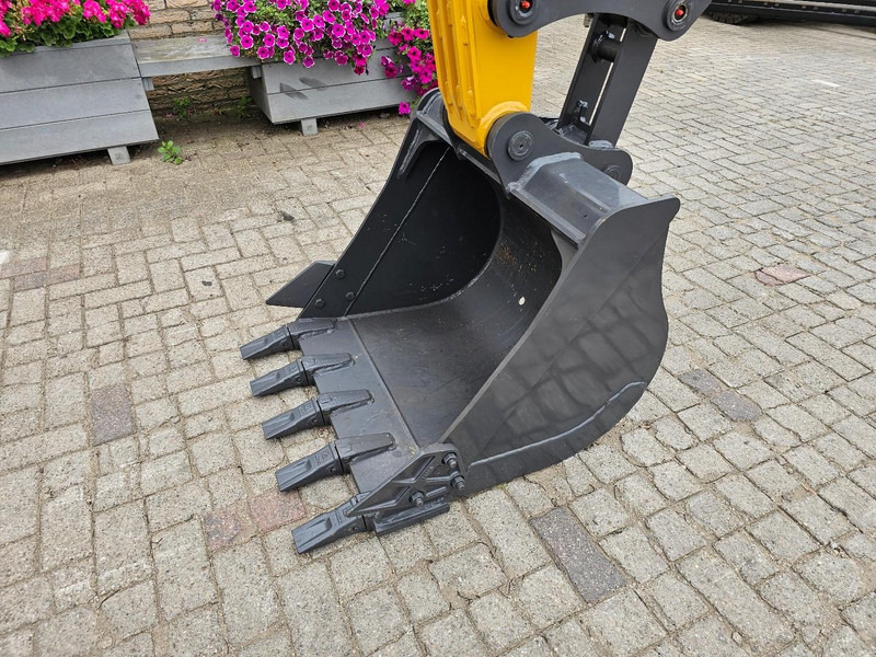 Uus Miniekskavaator XCMG XE60GA: pilt 18