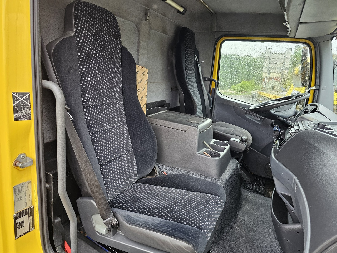 Mercedes-Benz Atego 918 4x2 Jige 2x Winch Load 4T liising Mercedes-Benz Atego 918 4x2 Jige 2x Winch Load 4T: pilt 45