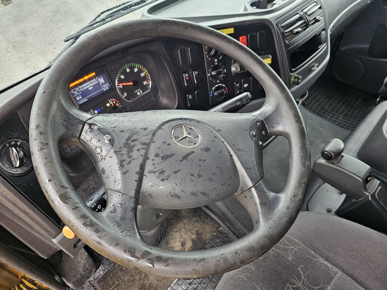 Mercedes-Benz Atego 918 4x2 Jige 2x Winch Load 4T liising Mercedes-Benz Atego 918 4x2 Jige 2x Winch Load 4T: pilt 39