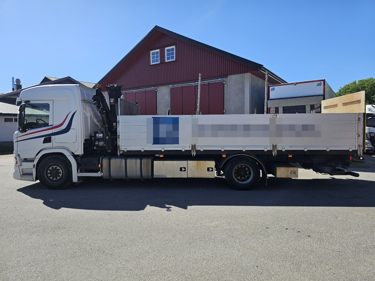 Scania P320 - Madelveok/ Platvormveok, Kraanaga veoauto: pilt 2 Scania P320 - Madelveok/ Platvormveok, Kraanaga veoauto: pilt 2