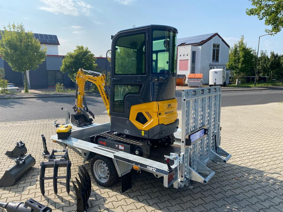 Minibagger BK1250KJSR + Tieflader + Zubehör *INKL.19% MWST*BERGER KRAUS*VERSTELLFAHRWERK* KUBOTA*SOFORT!* - Miniekskavaator: pilt 5 Minibagger BK1250KJSR + Tieflader + Zubehör *INKL.19% MWST*BERGER KRAUS*VERSTELLFAHRWERK* KUBOTA*SOFORT!* - Miniekskavaator: pilt 5