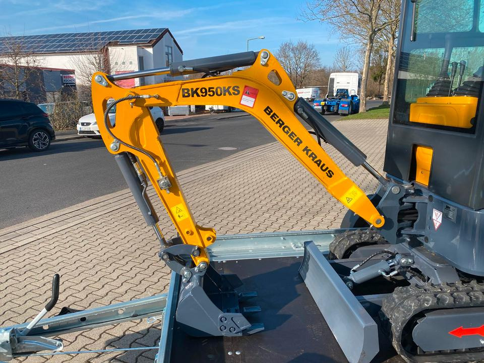 Miniekskavaator, Haagis Minibagger BK950KS + Anhänger + Zubehör *INKL.19% MWST*BERGER KRAUS*KABINE*SOFORT!*: pilt 6