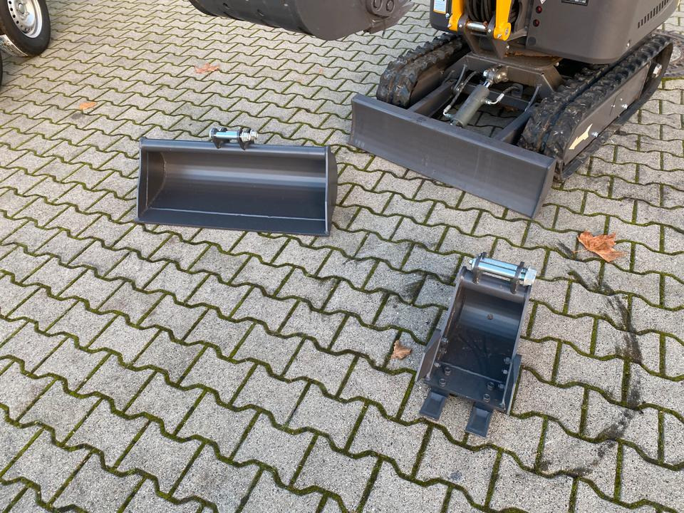 Minibagger BK950KS im Komplettpaket mit Kippanhänger und Auffahrrampen *INKL.19% MWST*BERGER KRAUS*SOFORT!* - Miniekskavaator: pilt 5 Minibagger BK950KS im Komplettpaket mit Kippanhänger und Auffahrrampen *INKL.19% MWST*BERGER KRAUS*SOFORT!* - Miniekskavaator: pilt 5