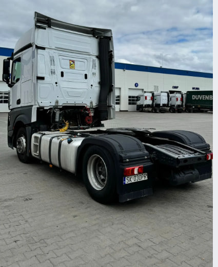 MERCEDES-BENZ Actros 1845 with retarder - Sadulveok: pilt 4 MERCEDES-BENZ Actros 1845 with retarder - Sadulveok: pilt 4