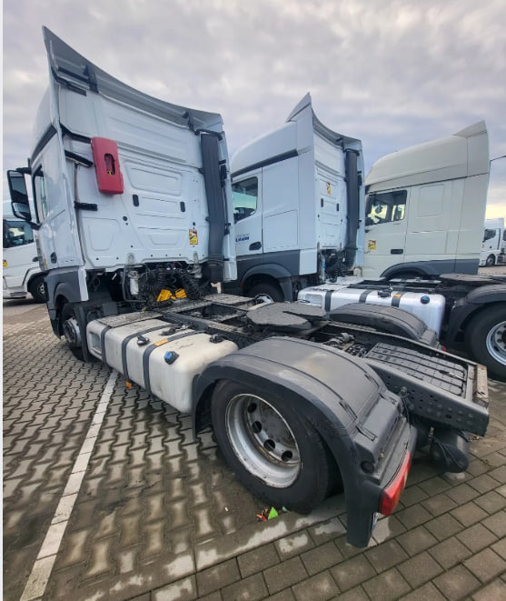 Mercedes-Benz ACTROS 1845 mega  WDF - Sadulveok: pilt 4 Mercedes-Benz ACTROS 1845 mega  WDF - Sadulveok: pilt 4