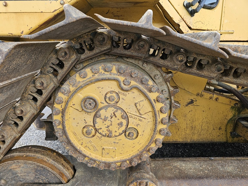 Buldooser CATERPILLAR D4H: pilt 18