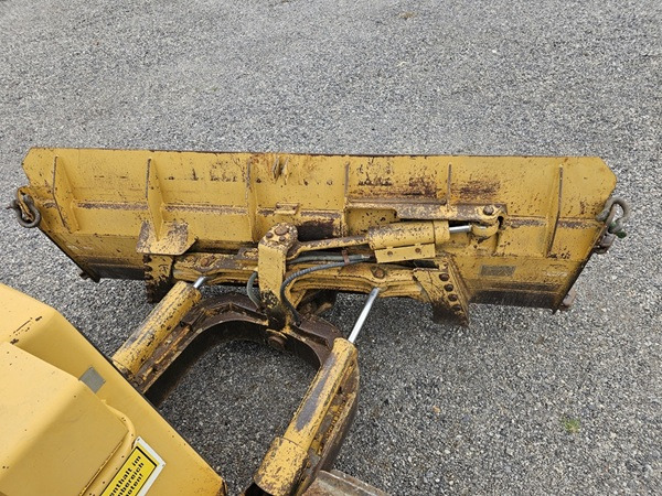 Buldooser CATERPILLAR D4H: pilt 14