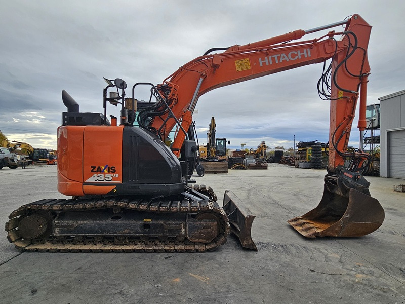 HITACHI ZX135US-6 - Ehitusmasinad: pilt 4 HITACHI ZX135US-6 - Ehitusmasinad: pilt 4