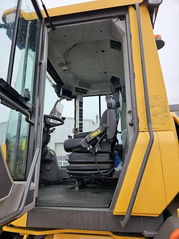 Volvo L120H liising Volvo L120H: pilt 9