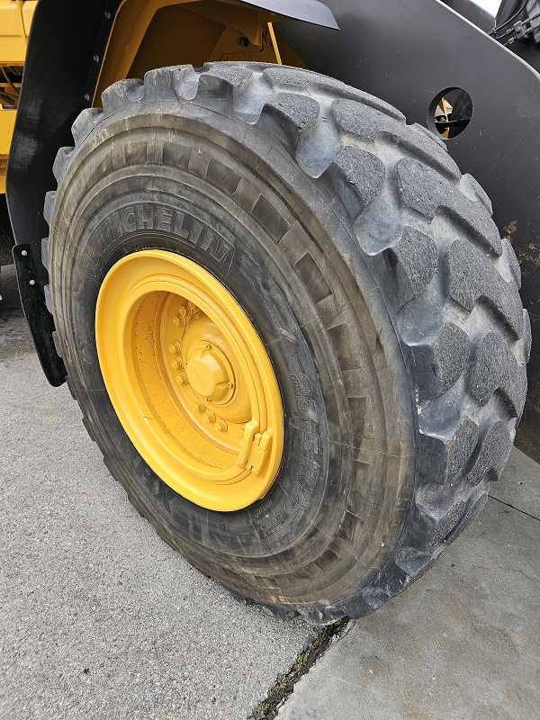 Volvo L120H liising Volvo L120H: pilt 17