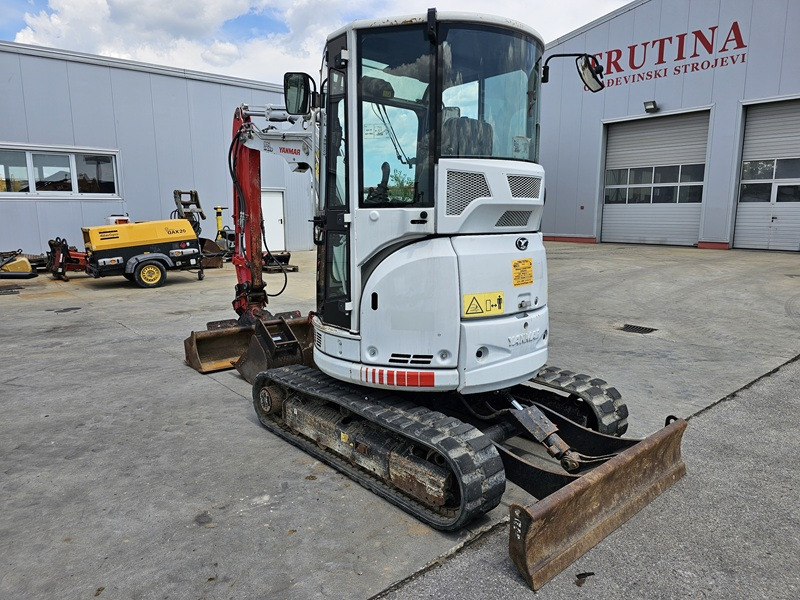 YANMAR VIO33U - Miniekskavaator: pilt 3 YANMAR VIO33U - Miniekskavaator: pilt 3