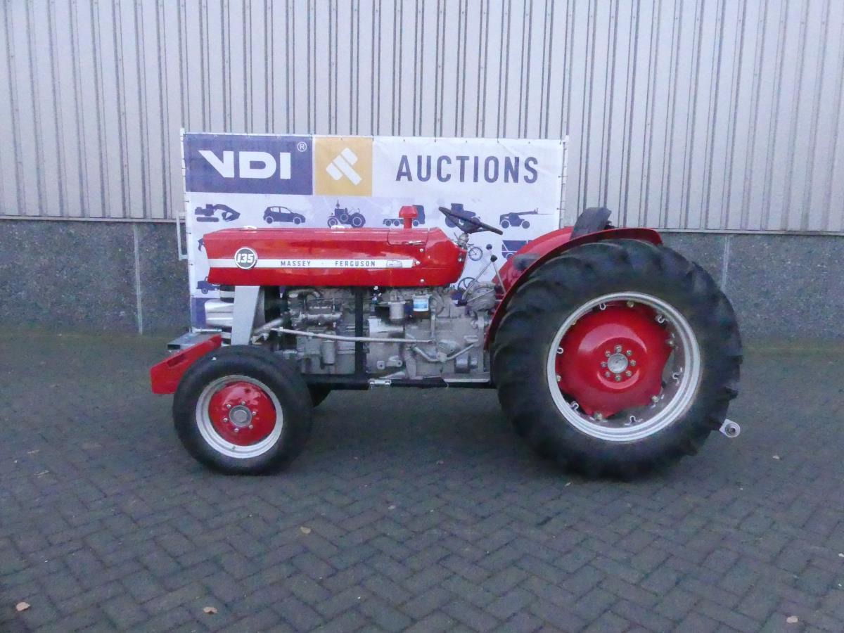Massey-Ferguson 135 - Traktor: pilt 3 Massey-Ferguson 135 - Traktor: pilt 3