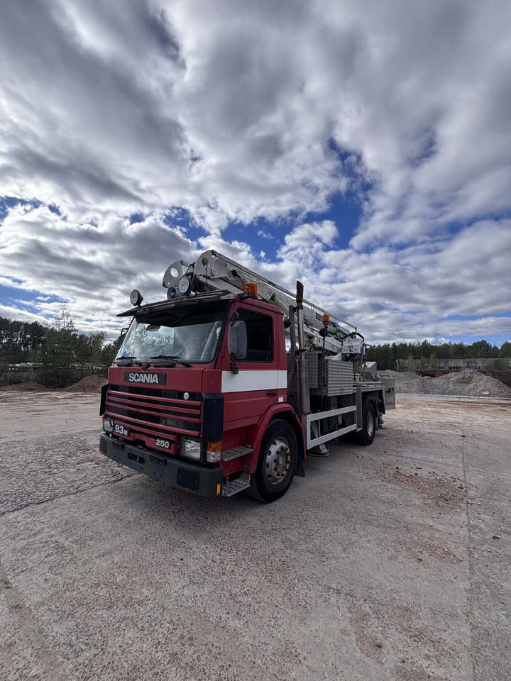 SCANIA - Tuletõrjeauto: pilt 1 SCANIA - Tuletõrjeauto: pilt 1