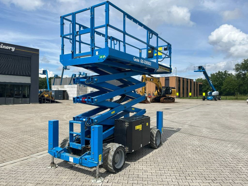 Genie GS 3369 DC - Käärlift: pilt 3 Genie GS 3369 DC - Käärlift: pilt 3