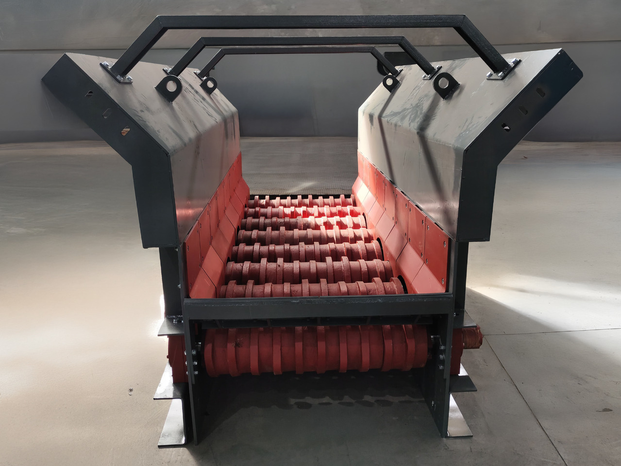 CONSTMACH High-Performance Wobbler Feeder for Continuous Material Flow | Industrial-Grade Feeder System - Kaevandusseadmed: pilt 3 CONSTMACH High-Performance Wobbler Feeder for Continuous Material Flow | Industrial-Grade Feeder System - Kaevandusseadmed: pilt 3