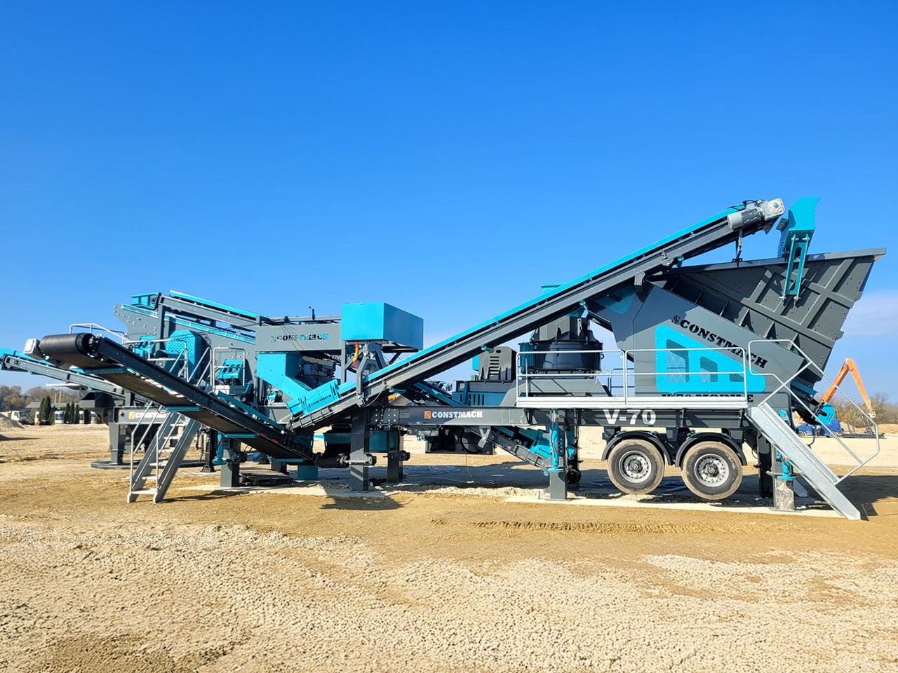 Constmach Mobiler Prallbrecher mit vertikaler Welle und einer Kapazität von 100–150 Tonnen - Mobiilne purusti: pilt 3 Constmach Mobiler Prallbrecher mit vertikaler Welle und einer Kapazität von 100–150 Tonnen - Mobiilne purusti: pilt 3