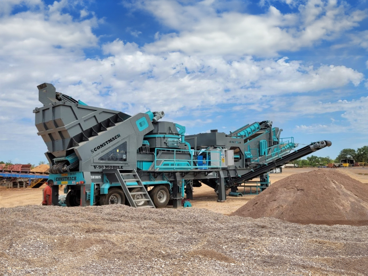 Constmach Mobiler Prallbrecher mit vertikaler Welle und einer Kapazität von 250 t/h - Mobiilne purusti: pilt 2 Constmach Mobiler Prallbrecher mit vertikaler Welle und einer Kapazität von 250 t/h - Mobiilne purusti: pilt 2