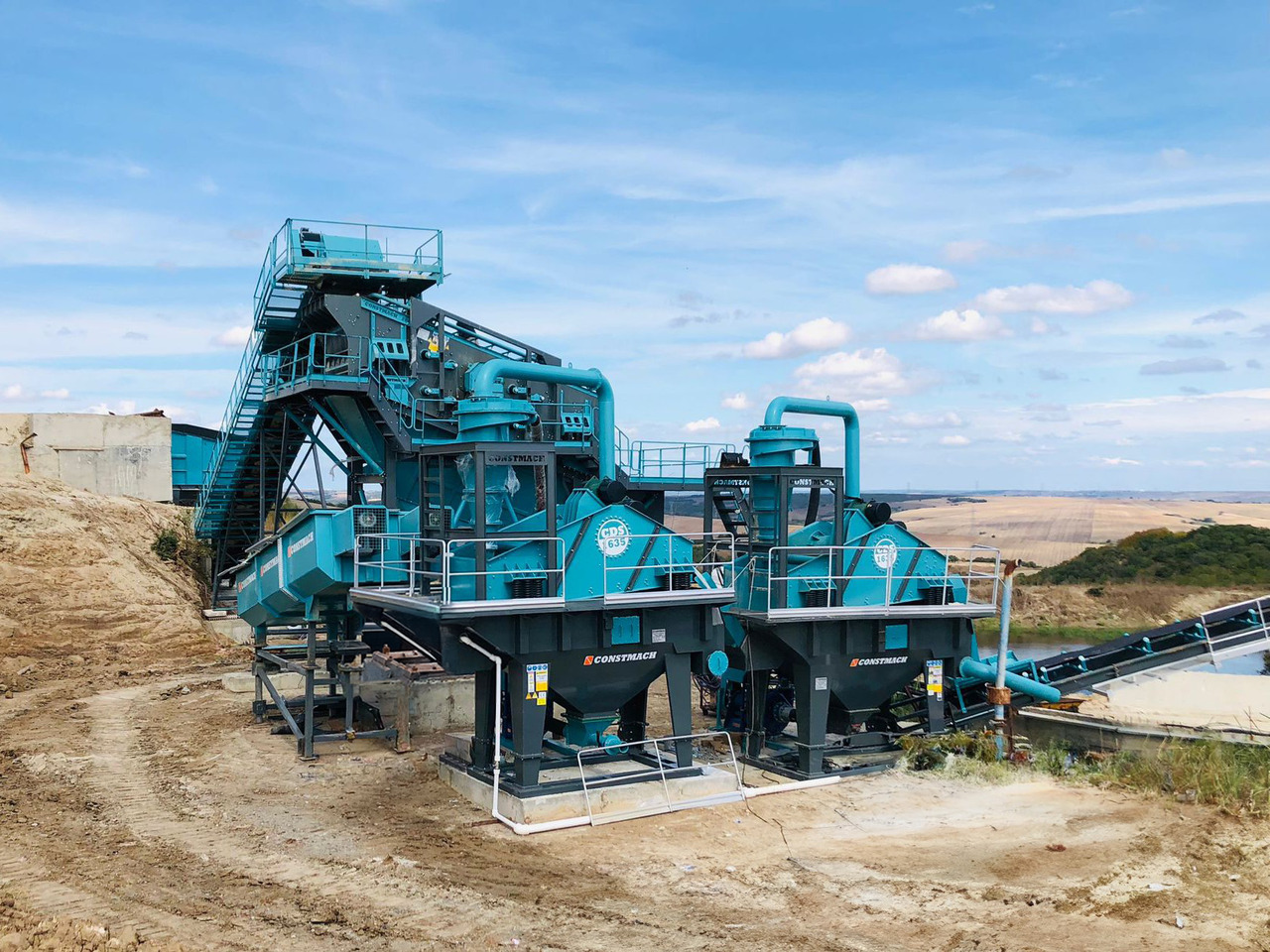 Constmach Stationäre Wasch- und Siebanlagen (Sand-, Kies-, Schotter Wäsche und -siebung) - Sõeluja: pilt 3 Constmach Stationäre Wasch- und Siebanlagen (Sand-, Kies-, Schotter Wäsche und -siebung) - Sõeluja: pilt 3