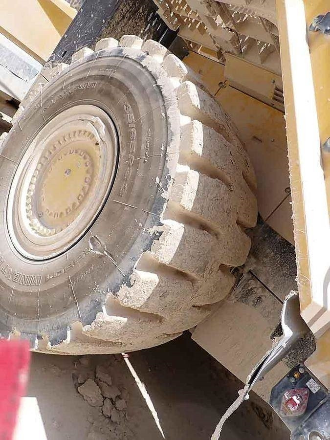 Rataslaadur Komatsu WA600-8EO: pilt 21