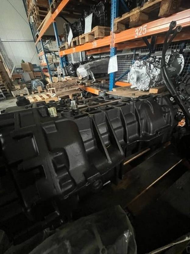 MAN ZF 16S109 Getriebe im Austausch 1304050404 - Käigukast - Veoauto: pilt 1 MAN ZF 16S109 Getriebe im Austausch 1304050404 - Käigukast - Veoauto: pilt 1