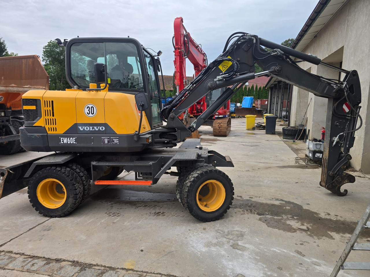 VOLVO EW 60E - Ratastel ekskavaator: pilt 2 VOLVO EW 60E - Ratastel ekskavaator: pilt 2