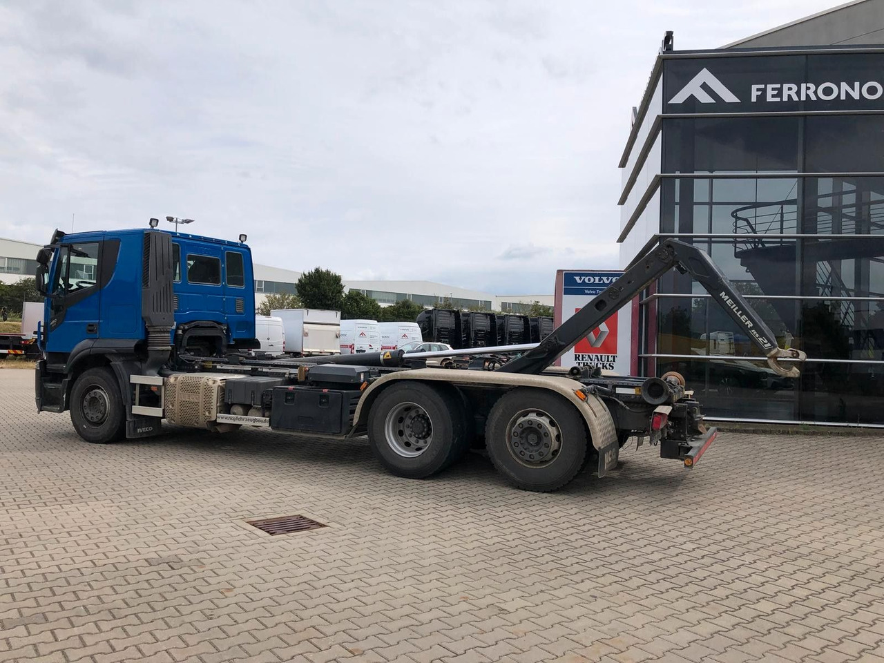 Iveco X-Way 480 Intarder*AHK*Lenk/LiftAchse*Meiller - Konkstõstukiga veoauto: pilt 3 Iveco X-Way 480 Intarder*AHK*Lenk/LiftAchse*Meiller - Konkstõstukiga veoauto: pilt 3
