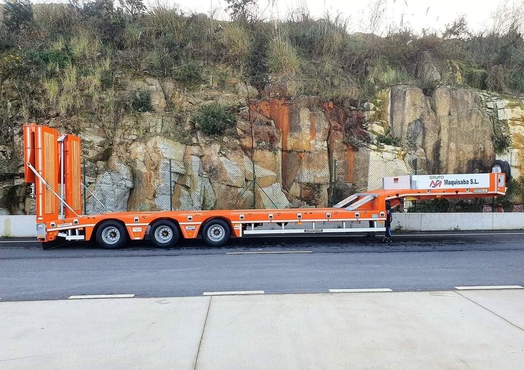 Özgül 3 AXE LOWBED SEMI TRAILER - Madal platvormpoolhaagis: pilt 2 Özgül 3 AXE LOWBED SEMI TRAILER - Madal platvormpoolhaagis: pilt 2