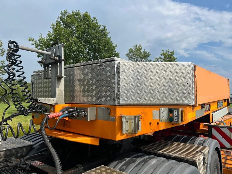 Goldhofer STZ VKL3 34/80 A Low Loader - Madal platvormpoolhaagis: pilt 5 Goldhofer STZ VKL3 34/80 A Low Loader - Madal platvormpoolhaagis: pilt 5