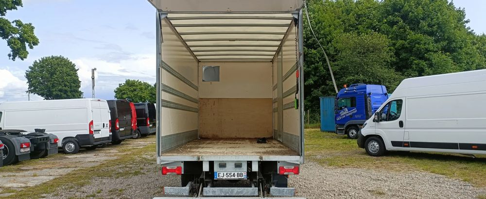Kasti veoauto Iveco Daily 70C18: pilt 10