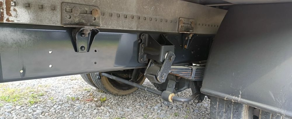 Kasti veoauto Iveco Daily 70C18: pilt 15